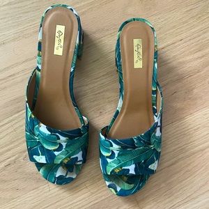 Beachy green sandals ASOS Qupid brand